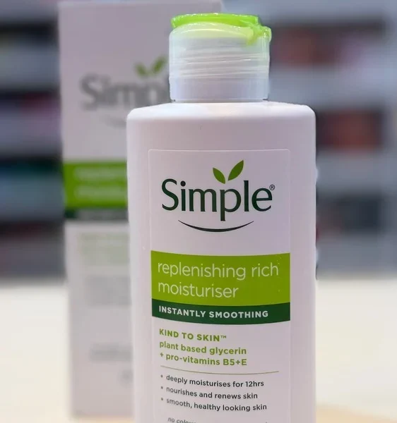 کرم آبرسان و مرطوب کننده ریچ سیمپلSIMPLE مدل گلیسیرین
